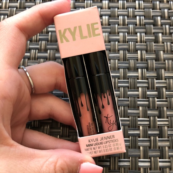 kylie mini liquid lipstick set